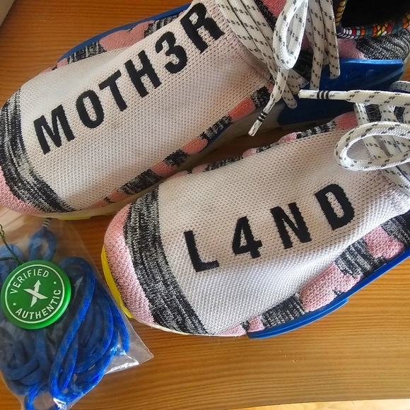 Adidas x Pharrell Williams HU sneakers 10.5 - Picture 1 of 8